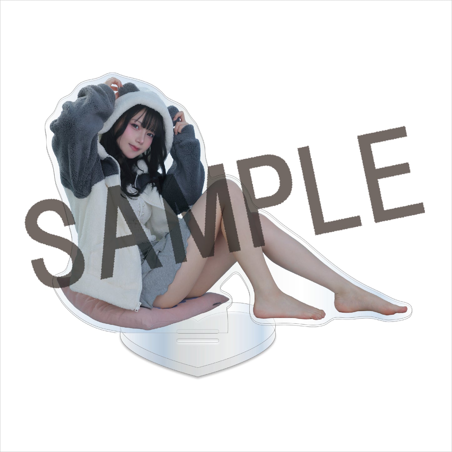 アクリルスタンド　部屋着パンダver